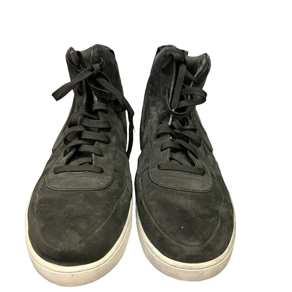 john elliott vandal black